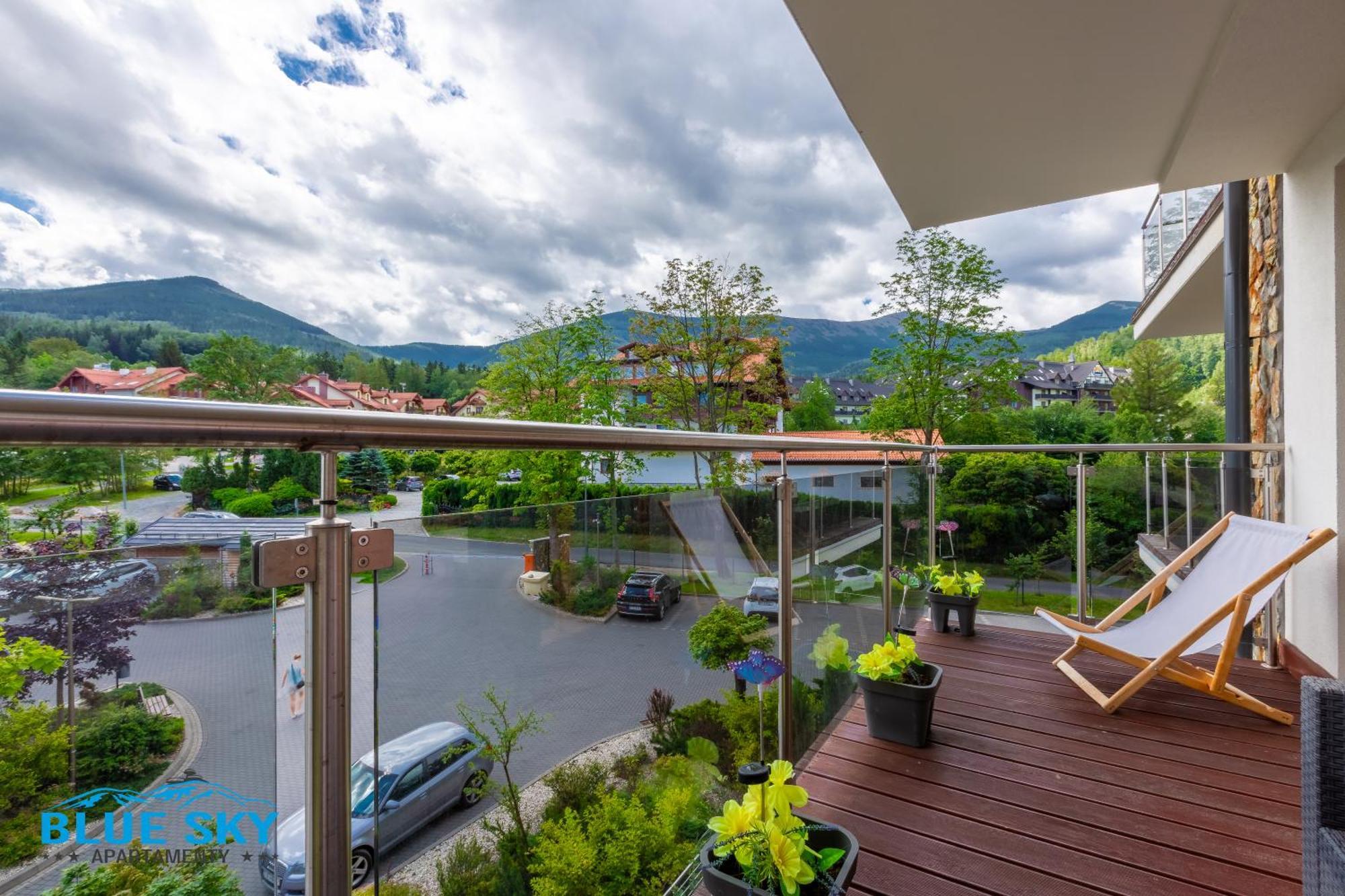 Apartamenty Bluesky: Mountain View Retreat in Karpacz Exterior photo